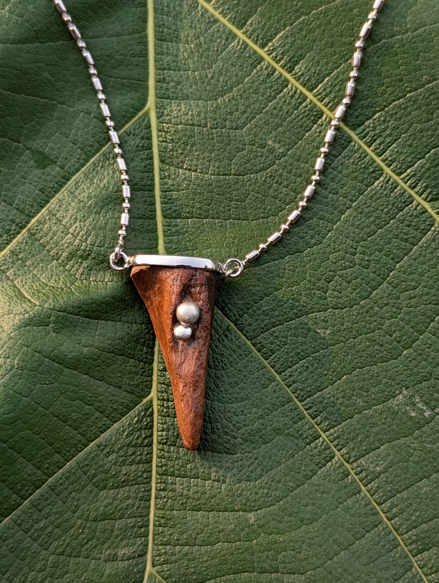 Sun & Shark Point Necklace