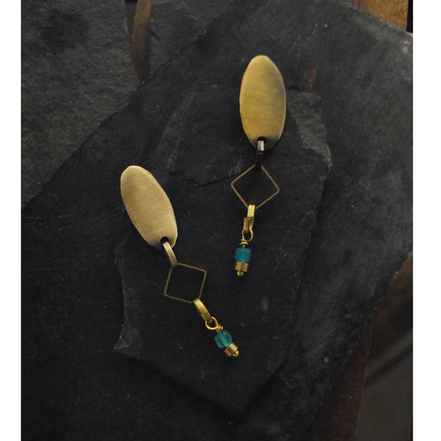 Zeme Danglers
