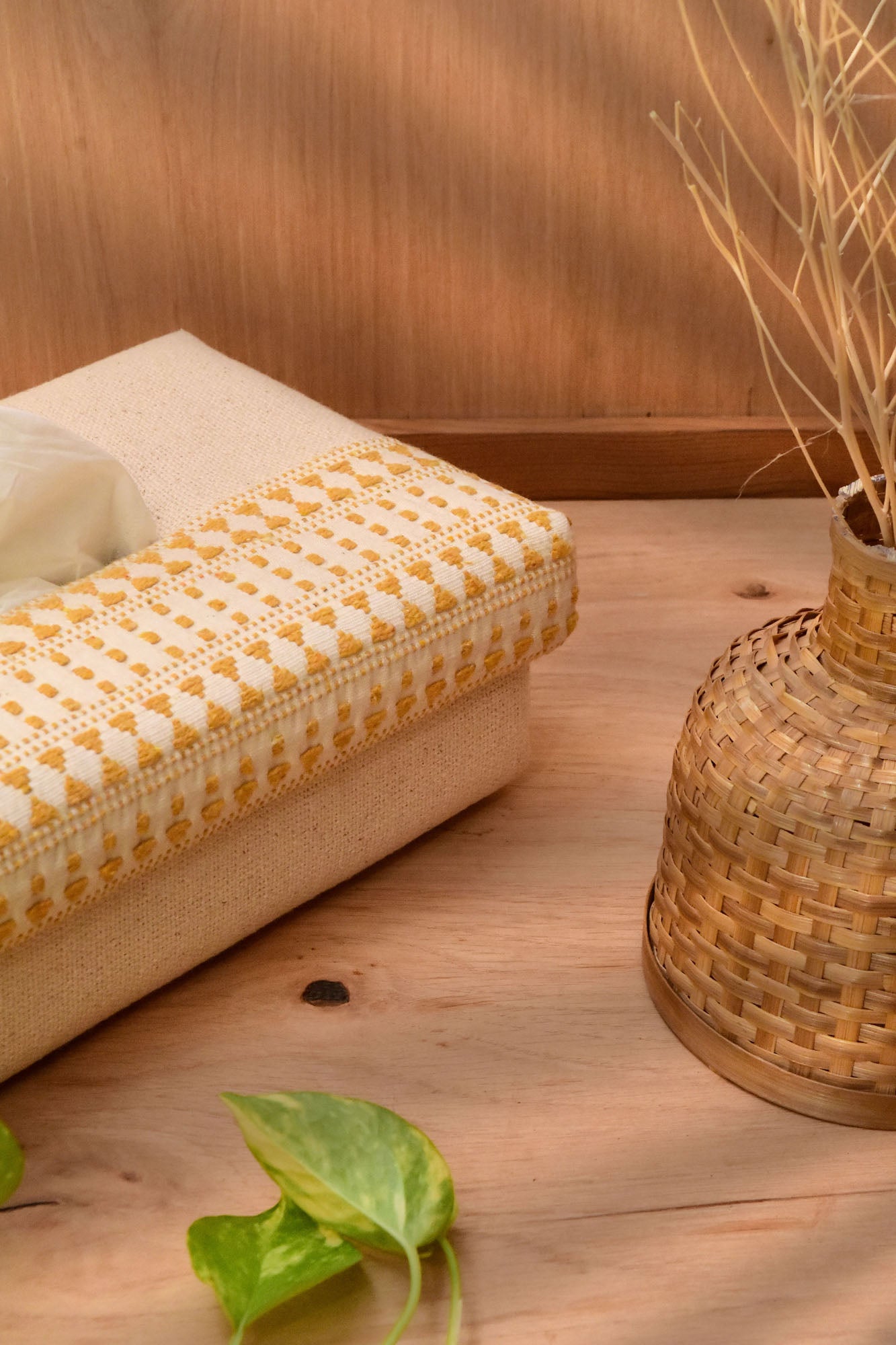 Wengi Handwoven tissue box