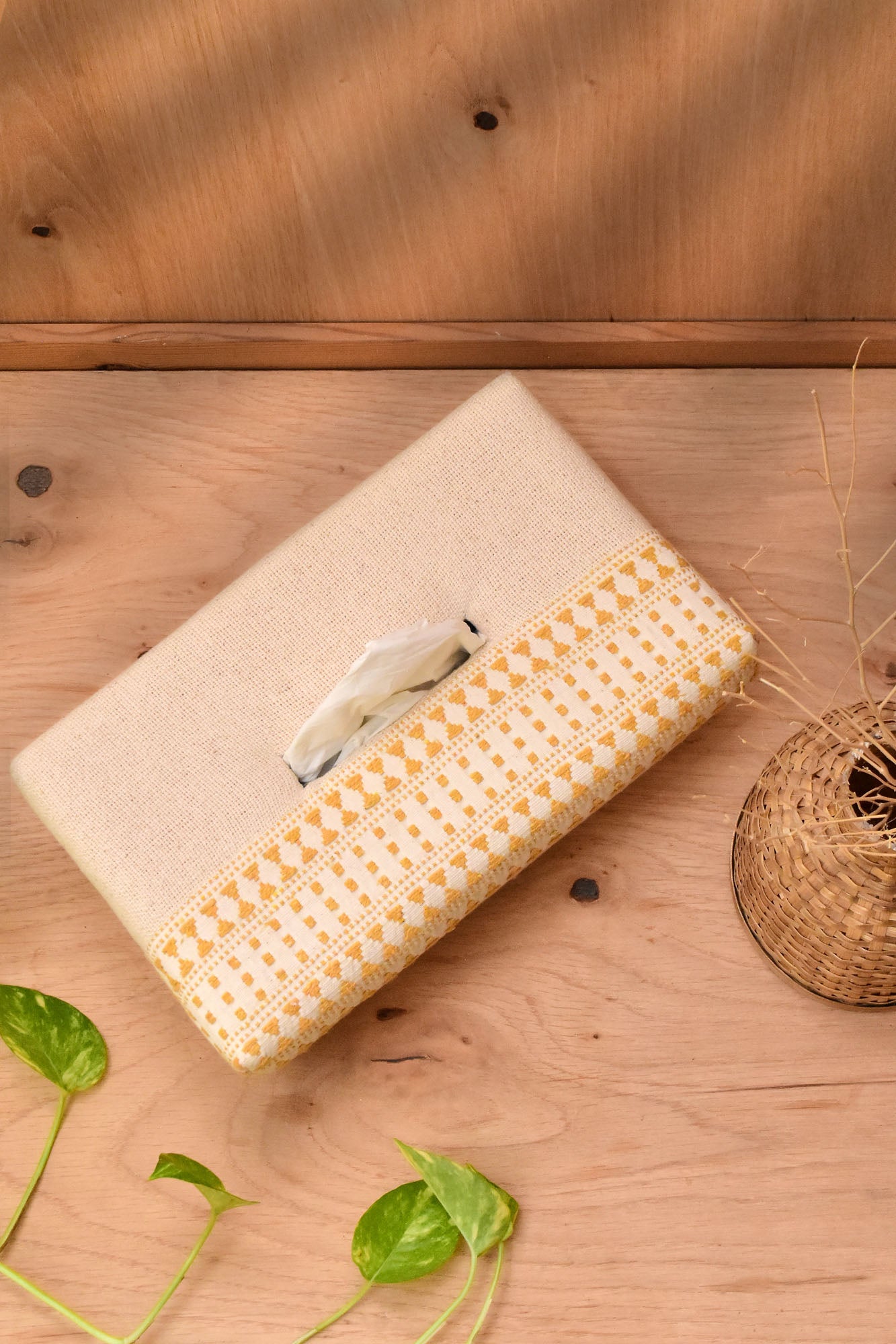 Wengi Handwoven tissue box