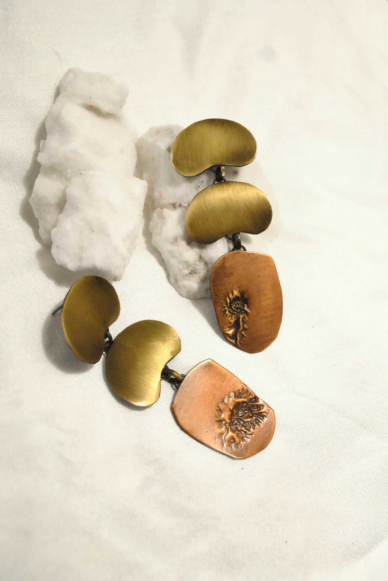 Ejecta Danglers