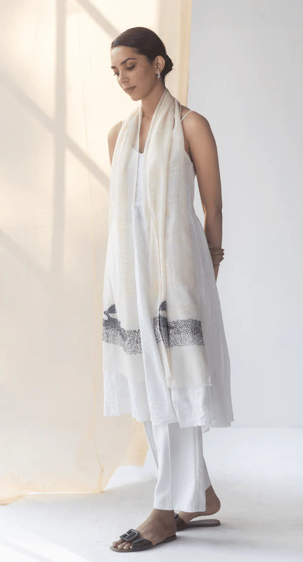 Doux Fine Wool Cashmere Kantha Embroidery Stole