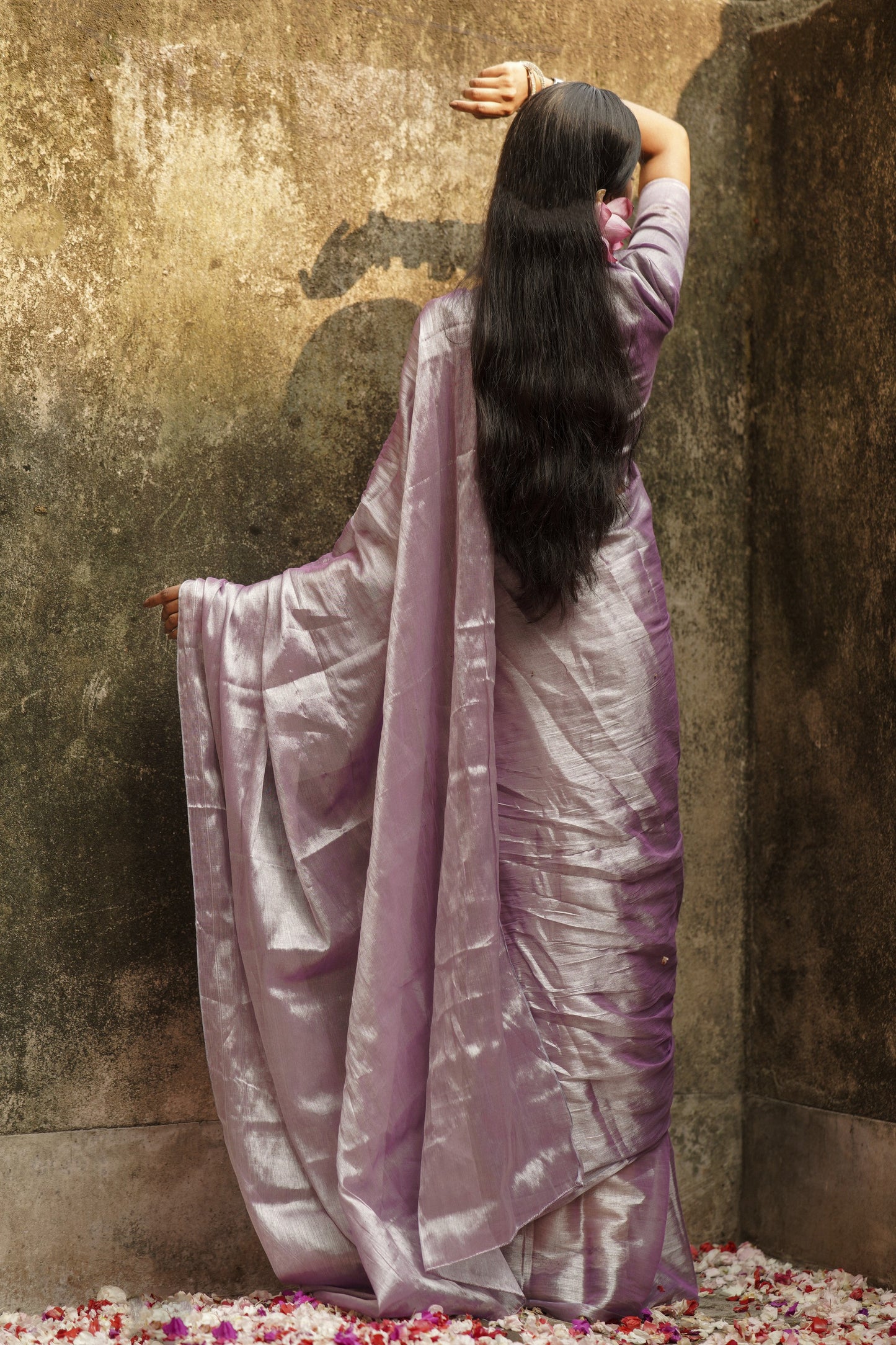 Lilac lilly Handloom tissue saree