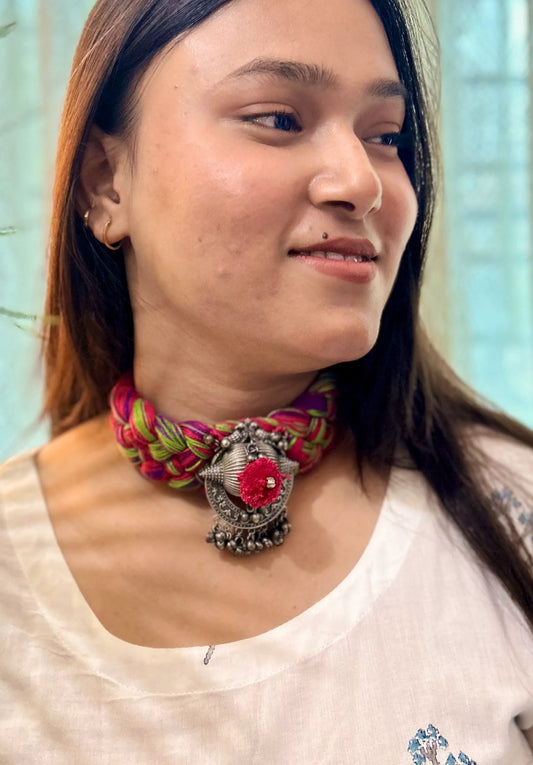 Sadabahar Handmade Neckpiece