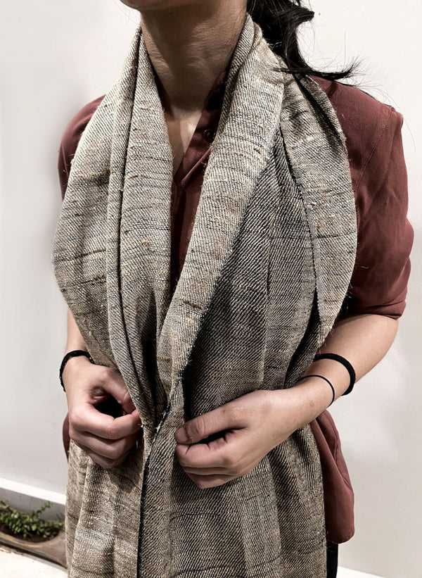 llamar Handwoven Ghicha Silk Stole