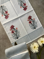 Nilofer Hand Towel