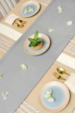 Easy Breezy Dining Set of a Table Runner and 6 Mats