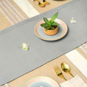 Easy Breezy Dining Set of a Table Runner and 6 Mats