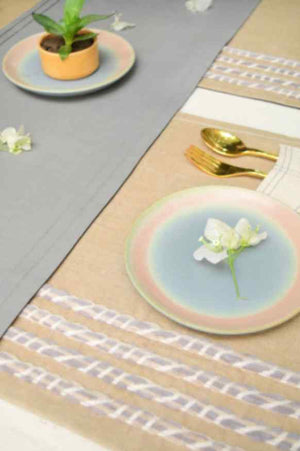 Easy Breezy Dining Set of a Table Runner and 6 Mats