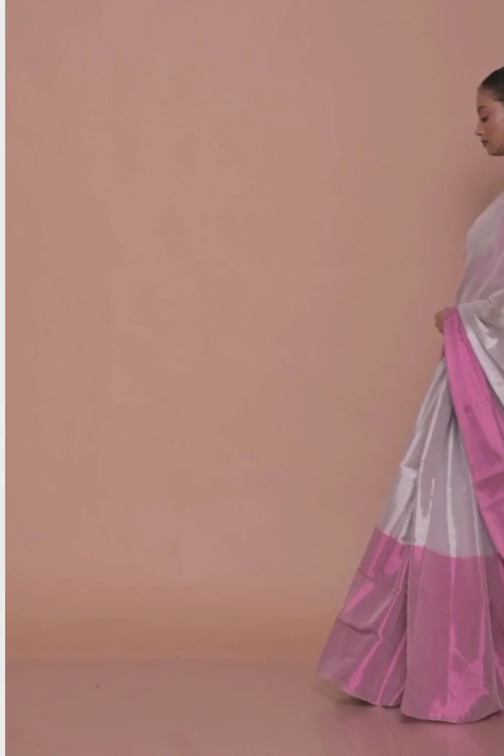 Sugandha I Silver and Pink Handloom Tissue Saree