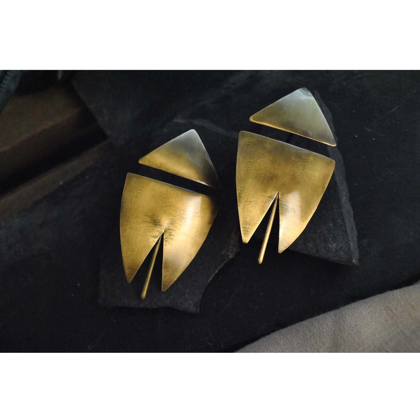 Tarakona Earrings