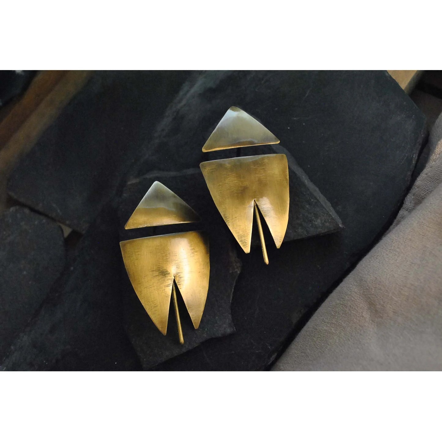 Tarakona Earrings