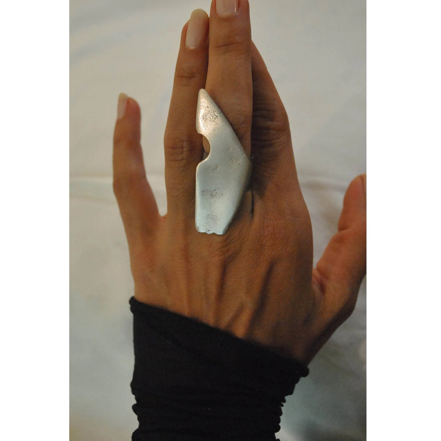 Zolaq Finger Ring