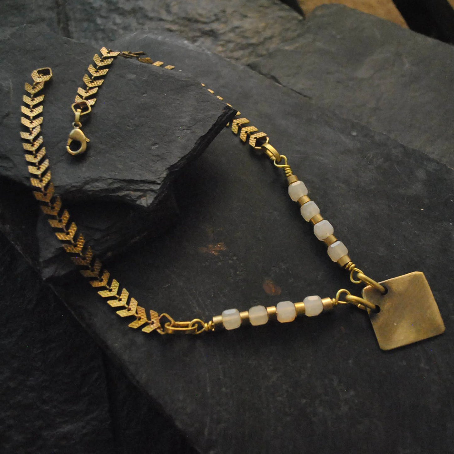Nazik Neckpiece